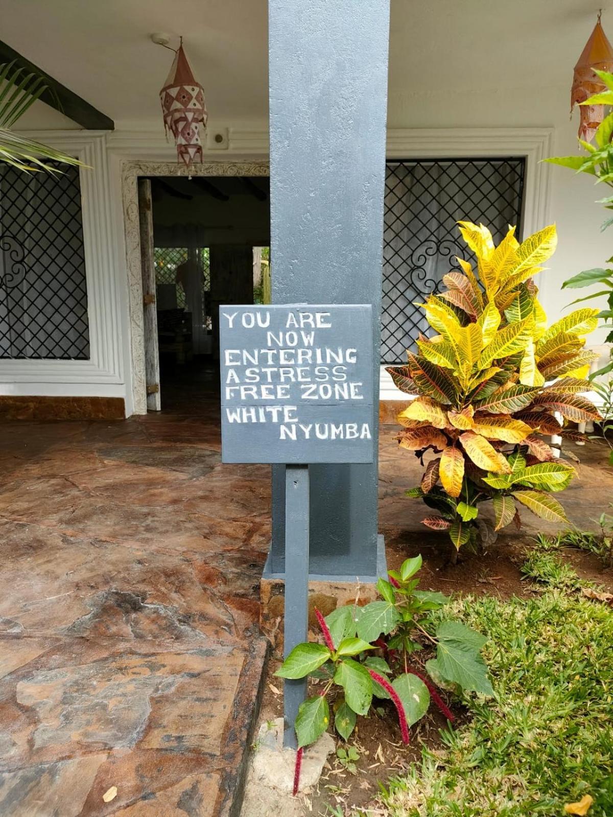 White Nyumba Malindi Apartman Kültér fotó