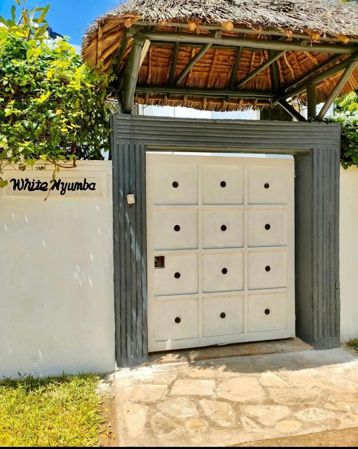 White Nyumba Malindi Apartman Kültér fotó