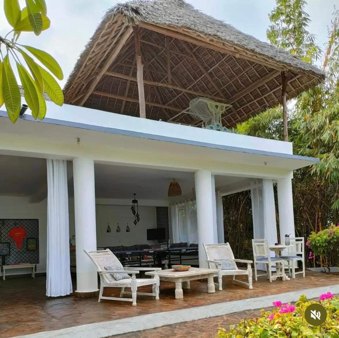 White Nyumba Malindi Apartman Kültér fotó
